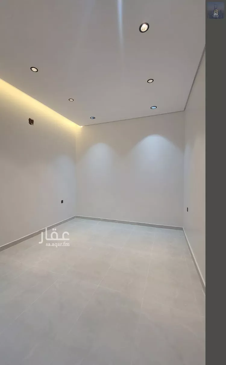 فيلا للبيع في شارع الغصون, حي الجنادرية, مدينة الرياض, منطقة الرياض صورة 3