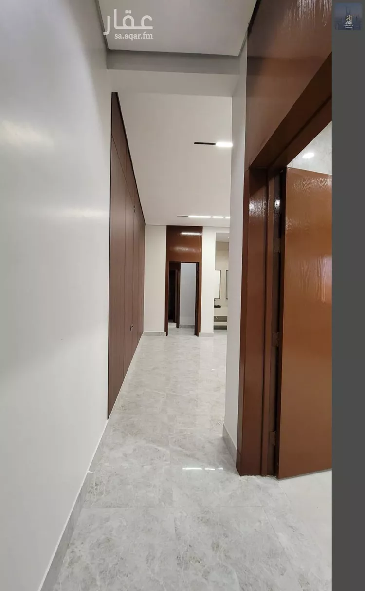 Floor for Sale in Riyadh Ash Sharq 7
