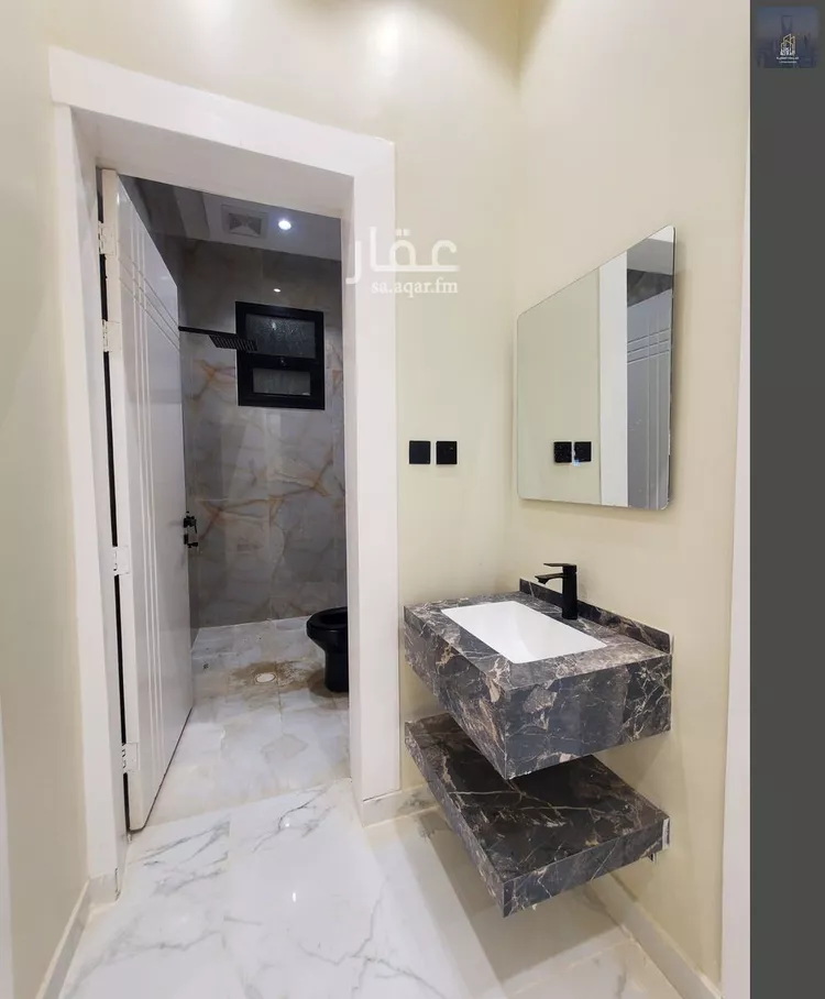 دور للبيع في شارع الغصون, حي الجنادرية, مدينة الرياض, منطقة الرياض صورة 2