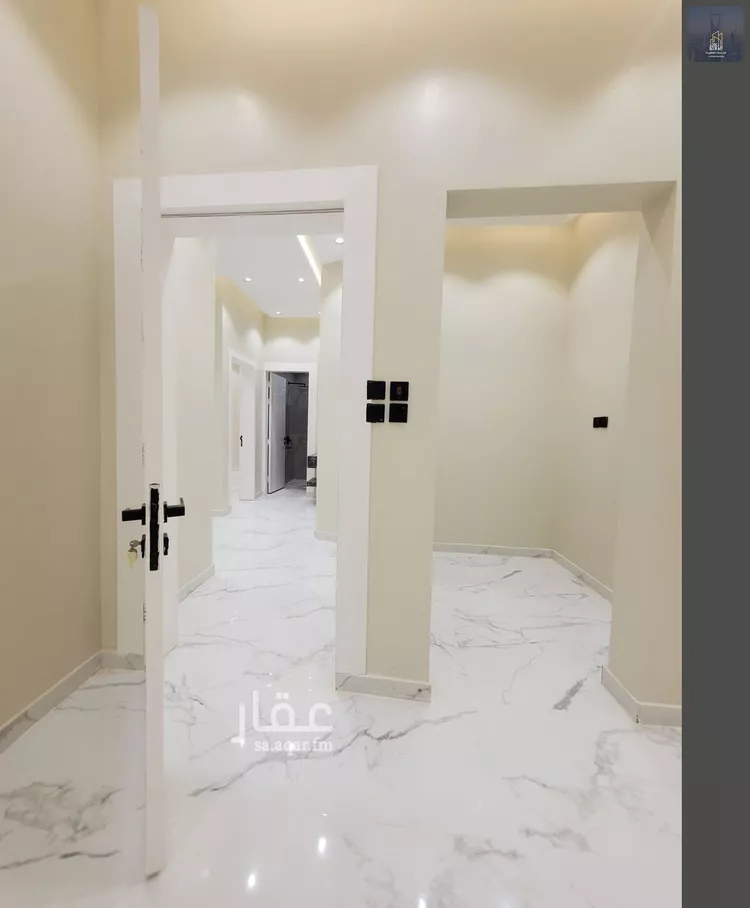 دور للبيع في شارع الغصون, حي الجنادرية, مدينة الرياض, منطقة الرياض 7