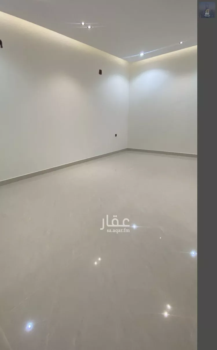 فيلا للبيع في شارع بوابة الشرق, حي الجنادرية, مدينة الرياض, منطقة الرياض صورة 2
