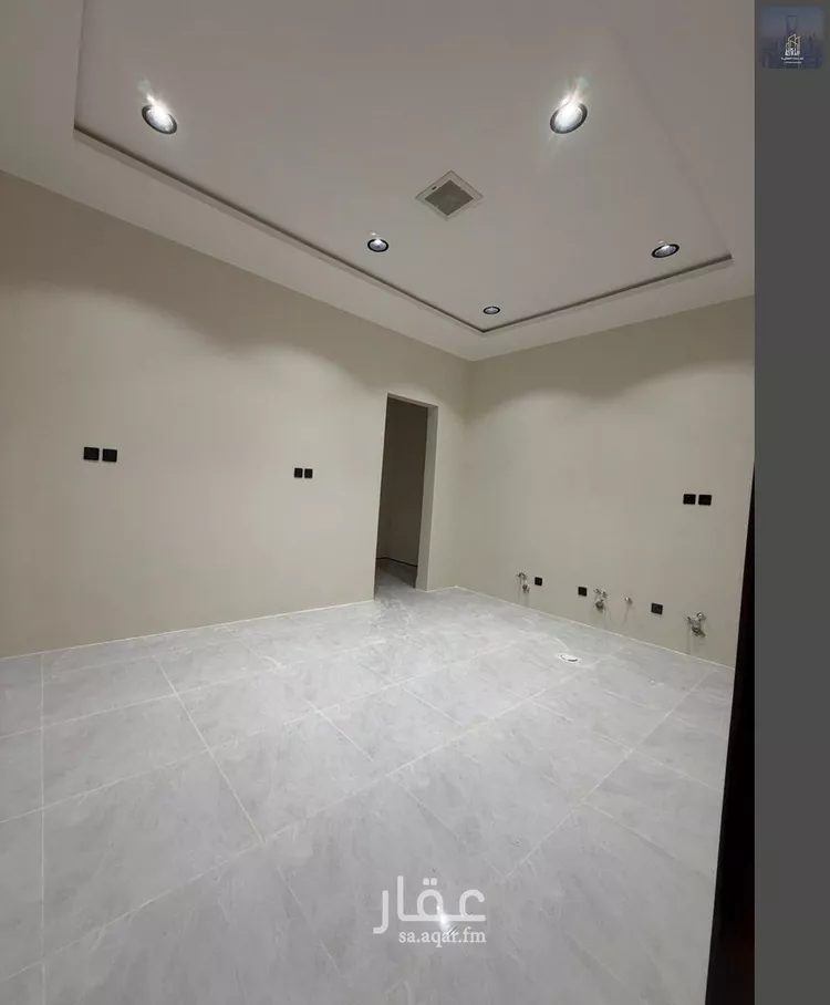 دور للبيع في شارع السويلمي, حي الجنادرية, مدينة الرياض, منطقة الرياض 11