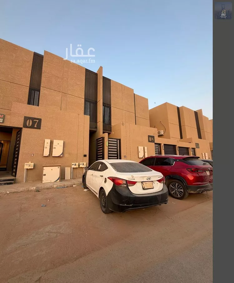 Floor for Sale in Riyadh An Nadhim 16