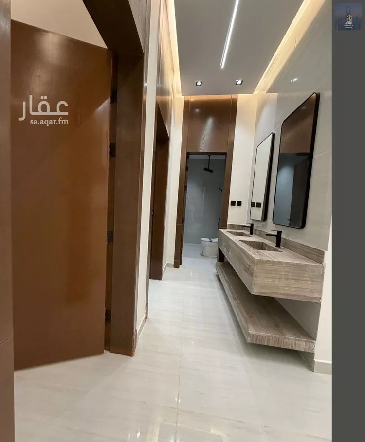 دور للبيع في شارع بوابة الشرق, حي الجنادرية, مدينة الرياض, منطقة الرياض