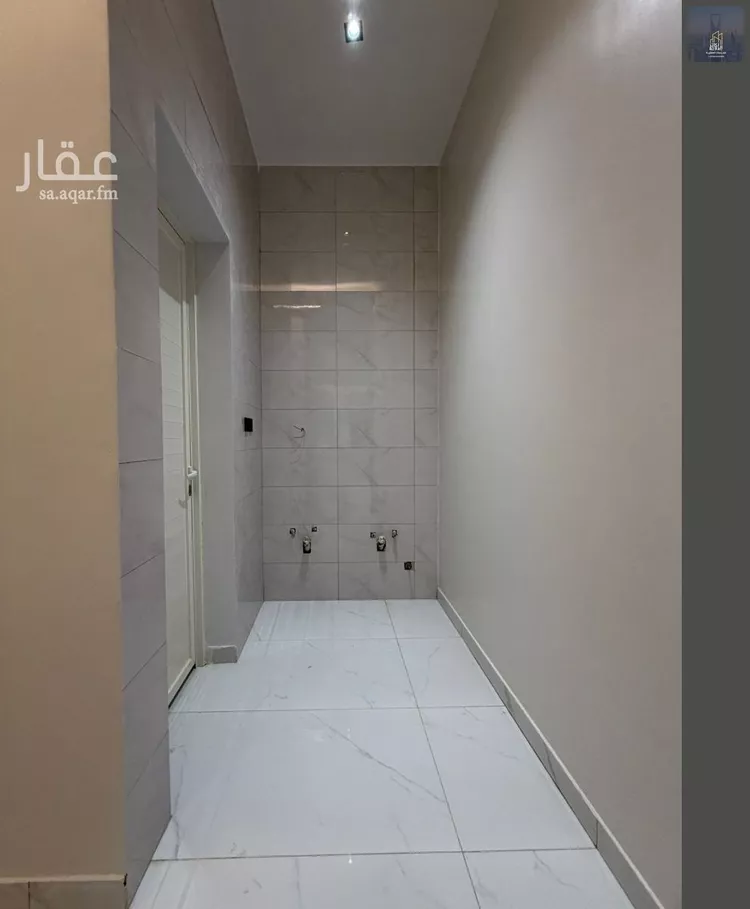 دور للبيع في شارع غصون, حي الجنادرية, مدينة الرياض, منطقة الرياض 6