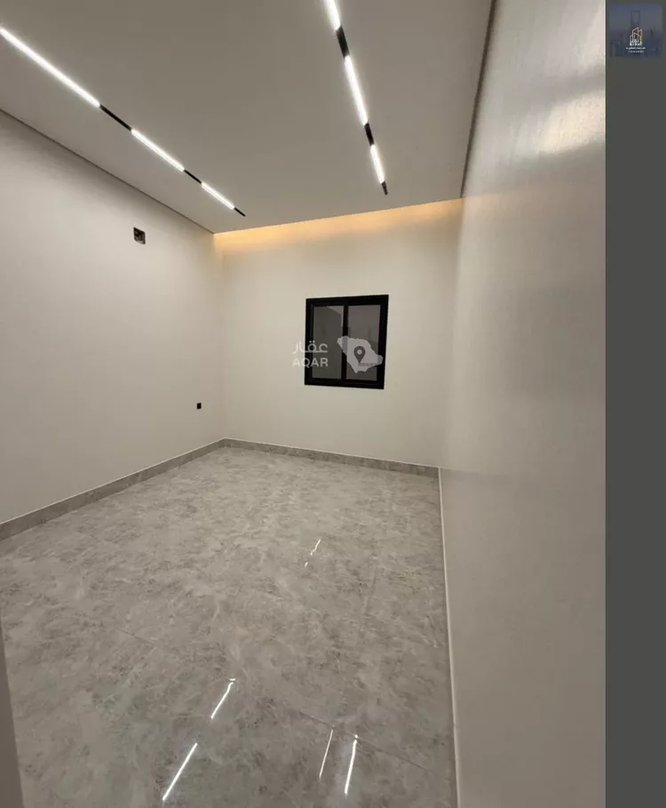 Floor for Sale in Riyadh Ash Sharq 6