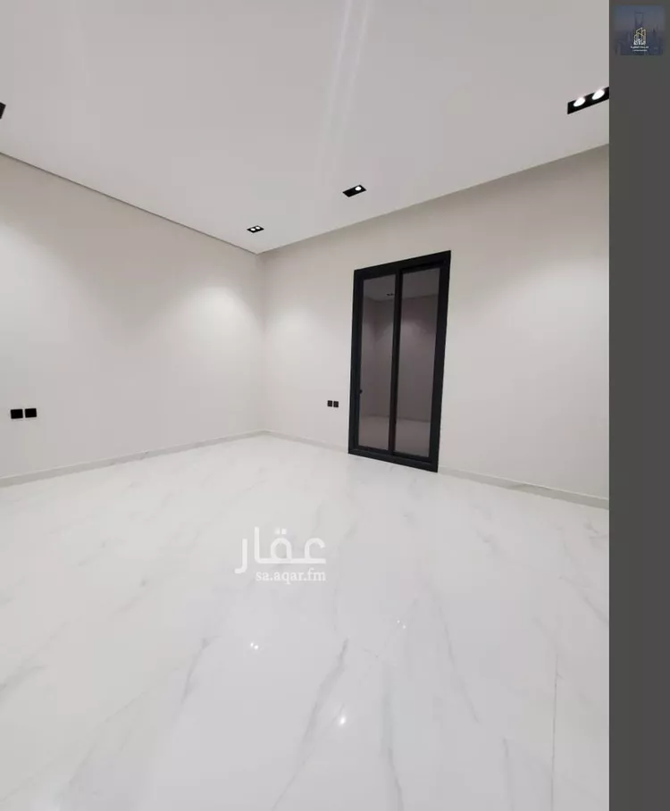 شقة للبيع في شارع الشيخ خليفة بن حمد آل ثاني, حي الجنادرية, مدينة الرياض, منطقة الرياض صورة 2