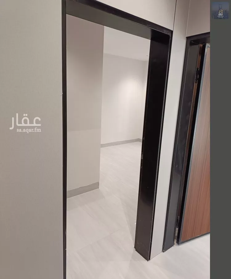 Floor for Sale in Riyadh Al Janadriyah 15