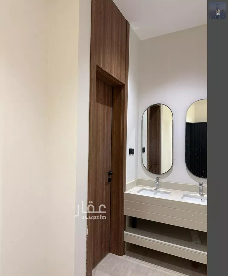 فيلا للبيع في شارع المهديه, حي المهدية, مدينة الرياض, منطقة الرياض صورة 2