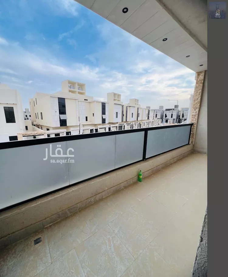 فيلا للبيع في شارع الشيخ خليفة بن حمد آل ثاني, حي الجنادرية, مدينة الرياض, منطقة الرياض صورة 5