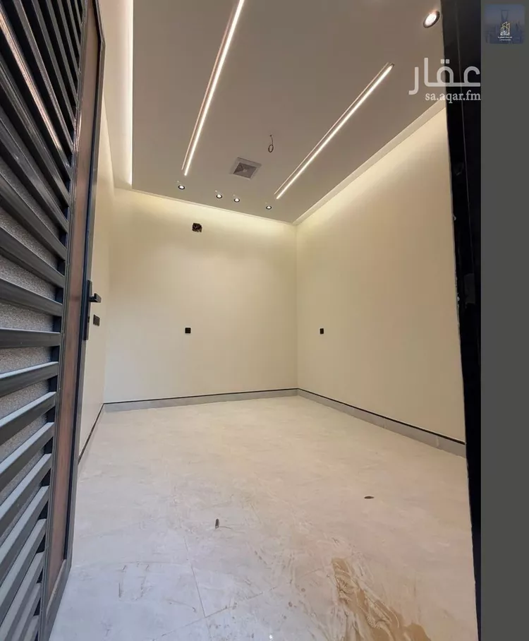 Floor for Sale in Riyadh An Nadhim 14