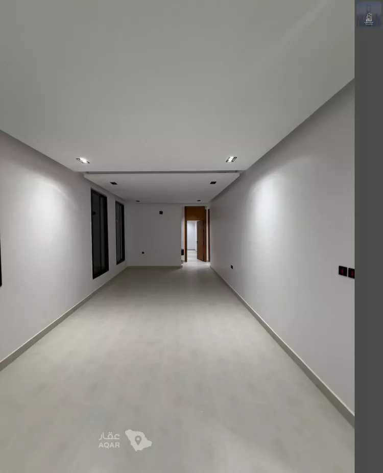 Floor for Sale in Riyadh Ar Rimal 4