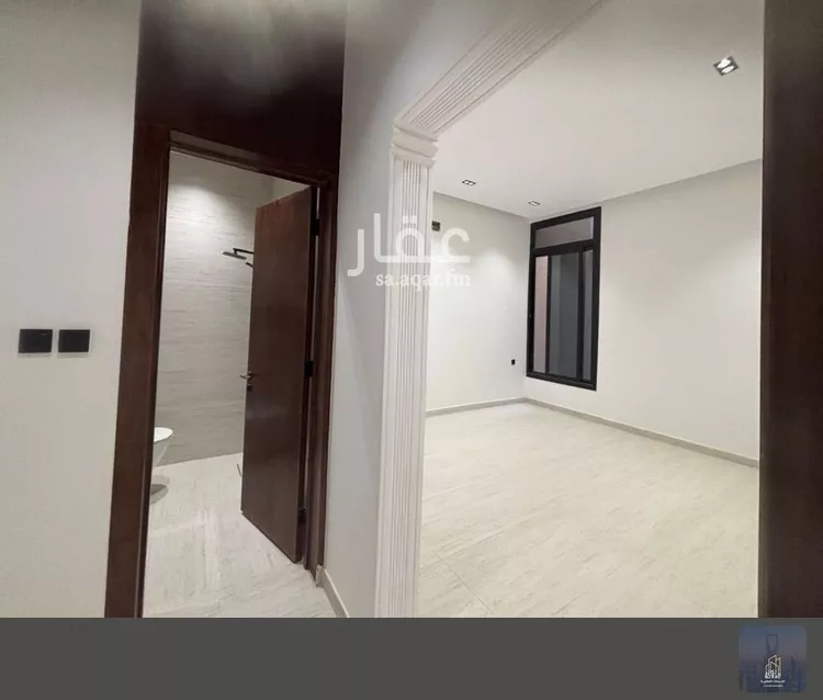 Floor for Sale in Riyadh Al Janadriyah 11