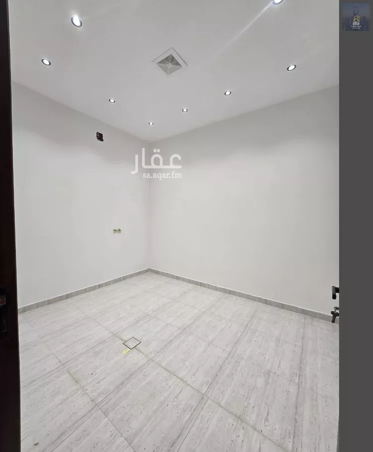 فيلا للبيع في شارع طويق, حي طويق, مدينة الرياض, منطقة الرياض 14
