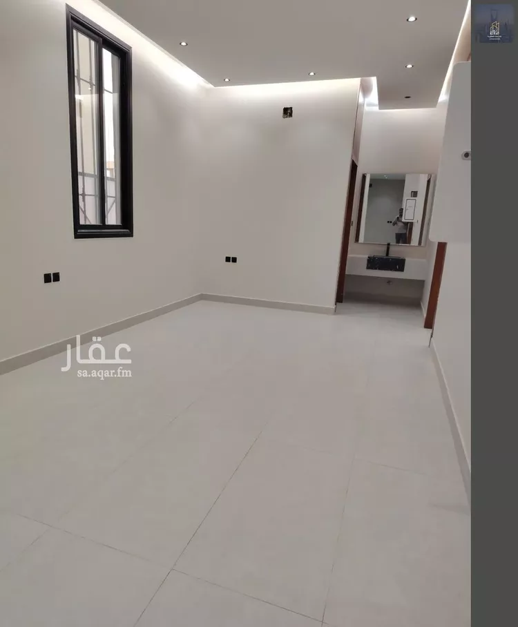 Floor for Sale in Riyadh Al Janadriyah صورة 3