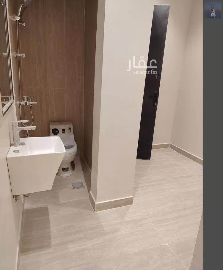 فيلا للبيع في شارع بوابة الشرق, حي الجنادرية, مدينة الرياض, منطقة الرياض 10