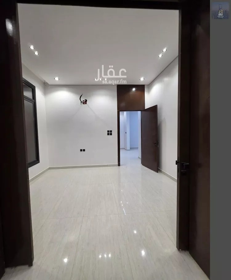 فيلا للبيع في شارع بوابة الشرق, حي الجنادرية, مدينة الرياض, منطقة الرياض 8