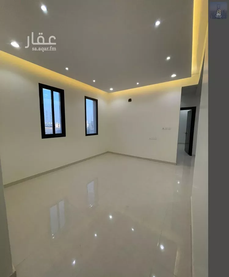 فيلا للبيع في شارع عمر الصفار, حي المرجان, مدينة الرياض, منطقة الرياض صورة 3