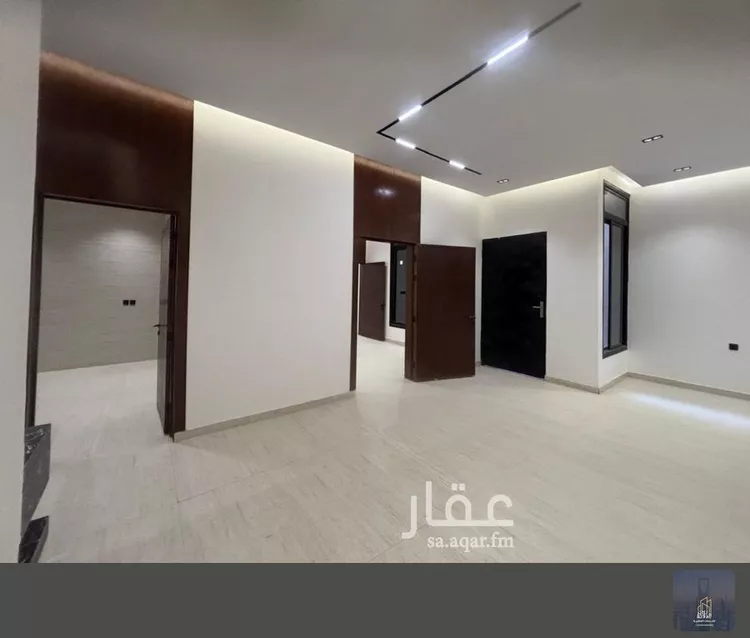 Floor for Sale in Riyadh Al Janadriyah 10