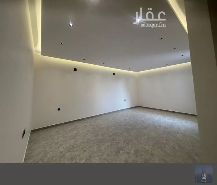 Floor for Sale in Riyadh Al Janadriyah 7