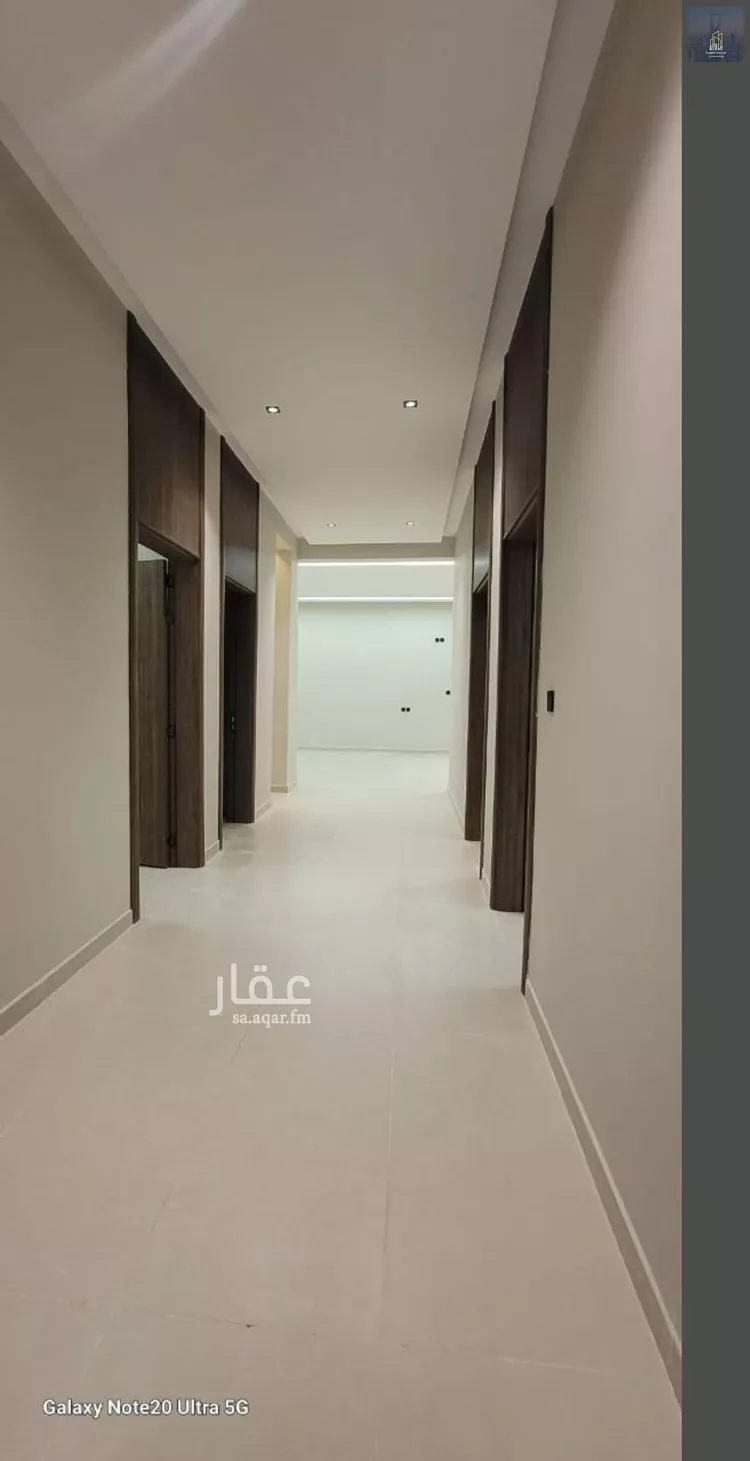 Floor for Sale in Riyadh Al Janadriyah 11