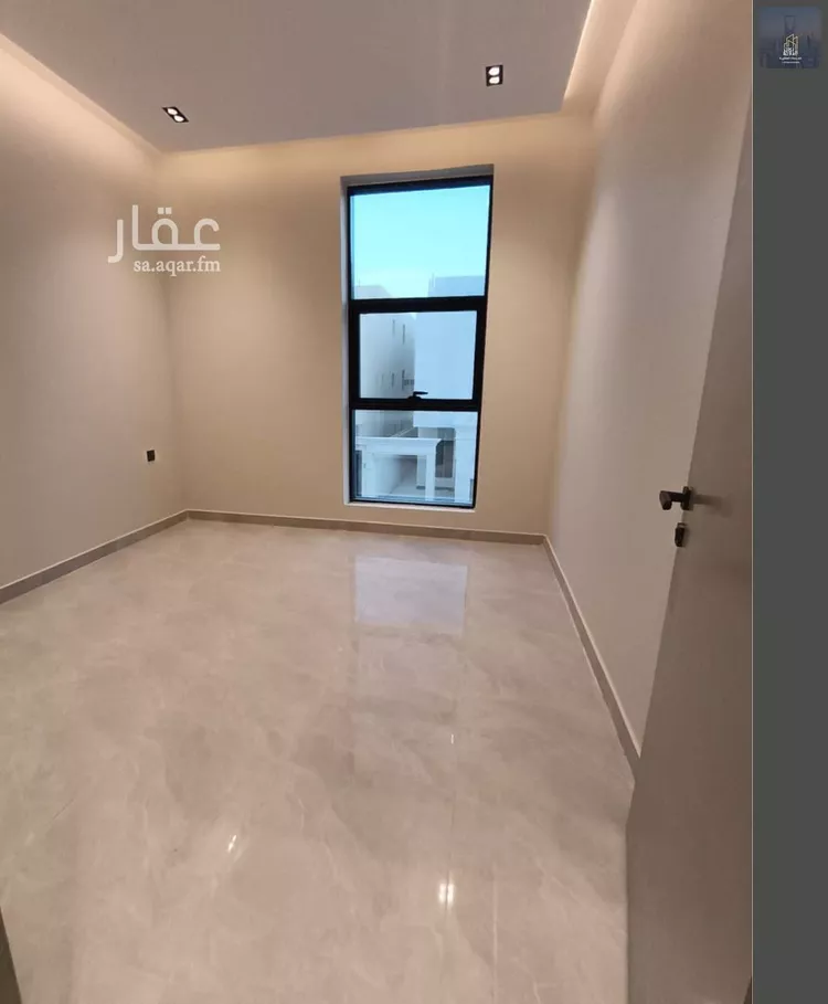 Floor for Sale in Riyadh Al Janadriyah 6