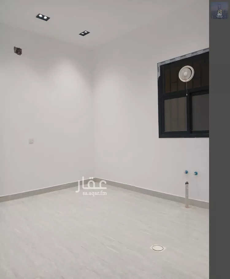 دور للبيع في شارع الغصون, حي الجنادرية, مدينة الرياض, منطقة الرياض 7