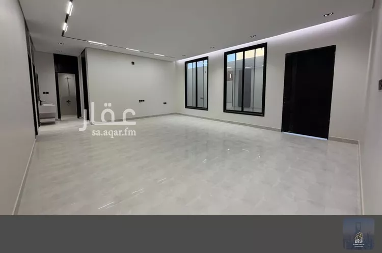 دور للبيع في شارع بوابه الشرق, حي الجنادرية, مدينة الرياض, منطقة الرياض 9