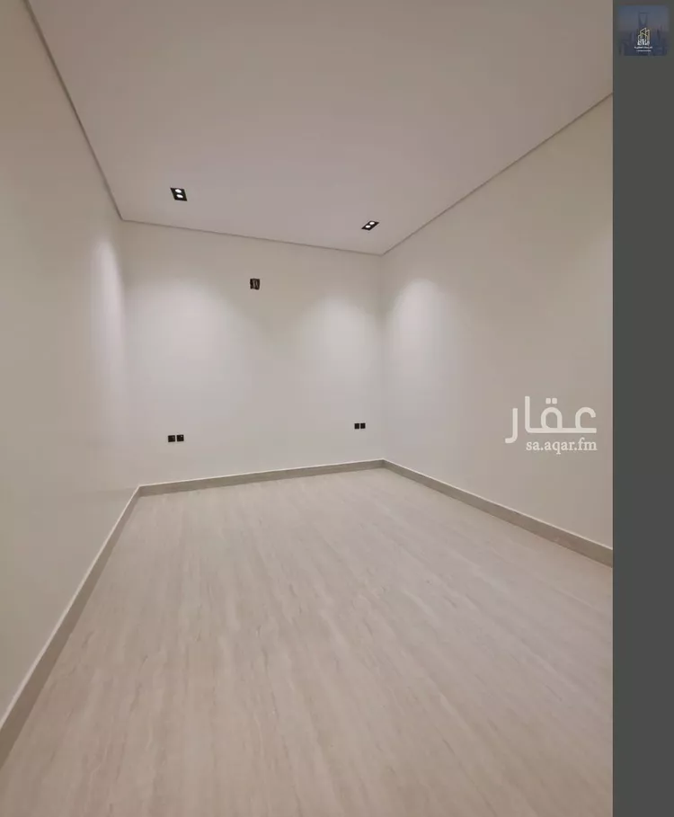 Floor for Sale in Riyadh Al Janadriyah صورة 3