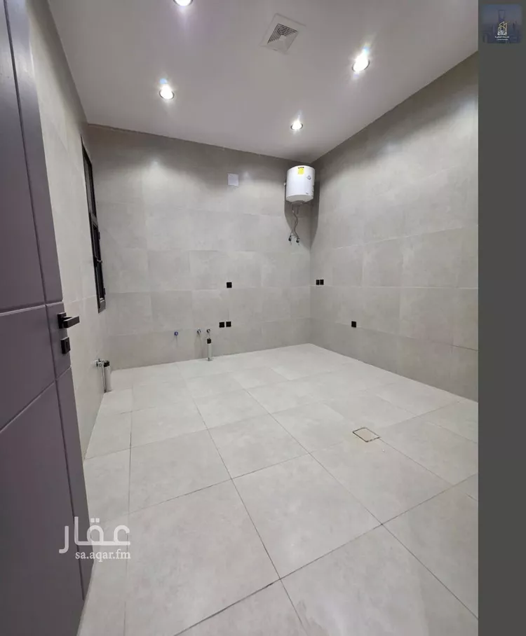 فيلا للبيع في شارع بوابة الشرق, حي الجنادرية, مدينة الرياض, منطقة الرياض 9