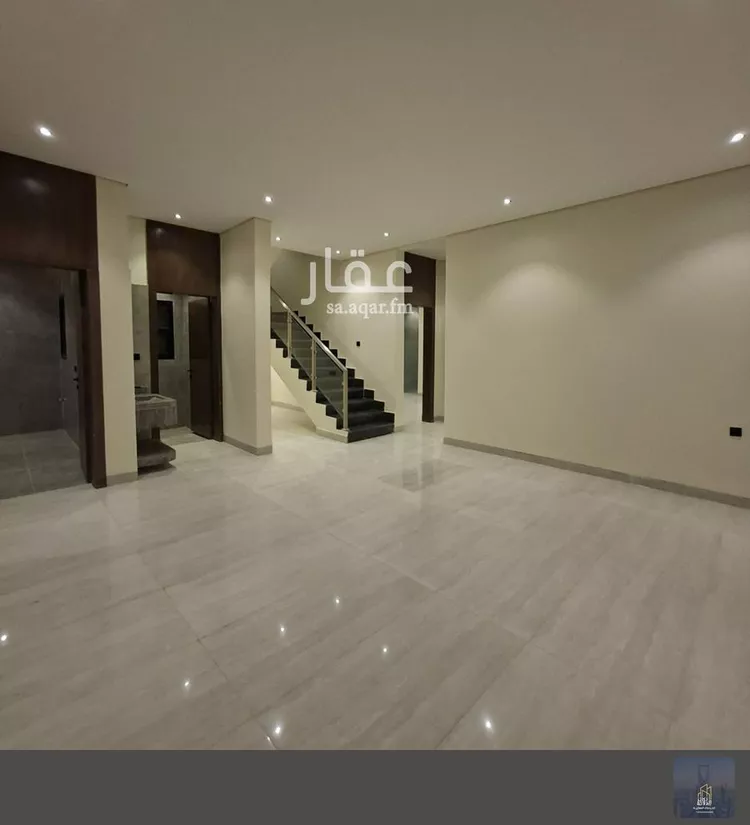 Villa for Sale in Riyadh Al Janadriyah 12