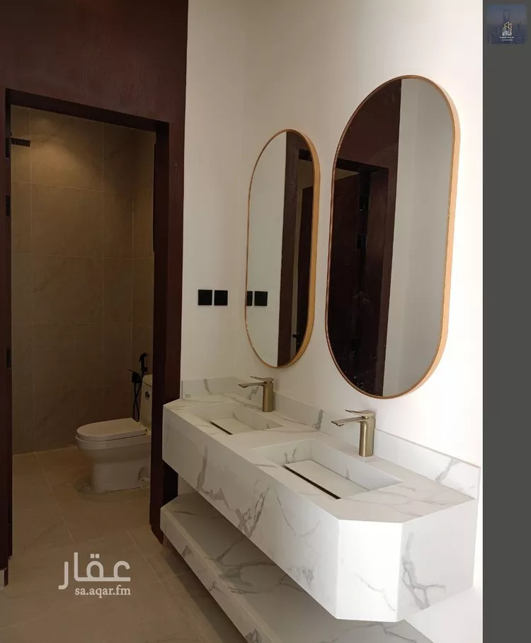 فيلا للبيع في شارع بوابة الشرق, حي الجنادرية, مدينة الرياض, منطقة الرياض 10