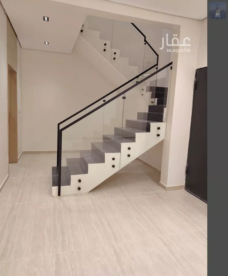 فيلا للبيع في شارع بوابة الشرق, حي الجنادرية, مدينة الرياض, منطقة الرياض 17