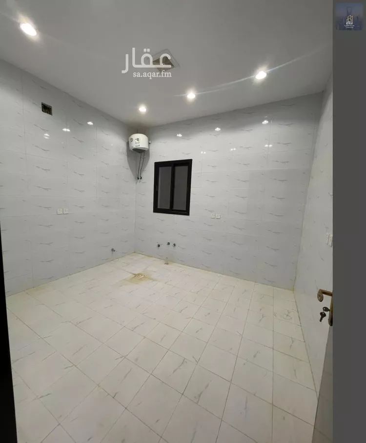 فيلا للبيع في شارع عمر الصفار, حي المرجان, مدينة الرياض, منطقة الرياض 8