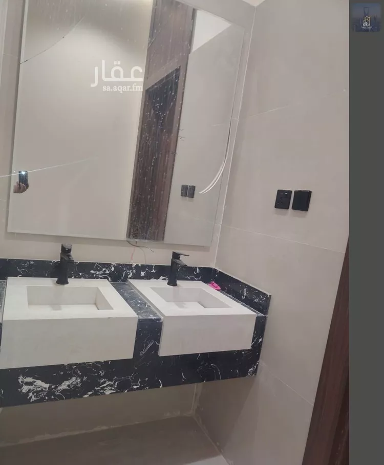 دور للبيع في شارع النخبة, حي النظيم, مدينة الرياض, منطقة الرياض صورة 5
