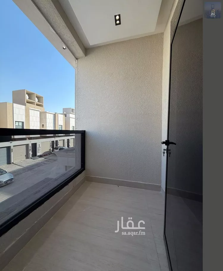 Floor for Sale in Riyadh Al Janadriyah صورة 4