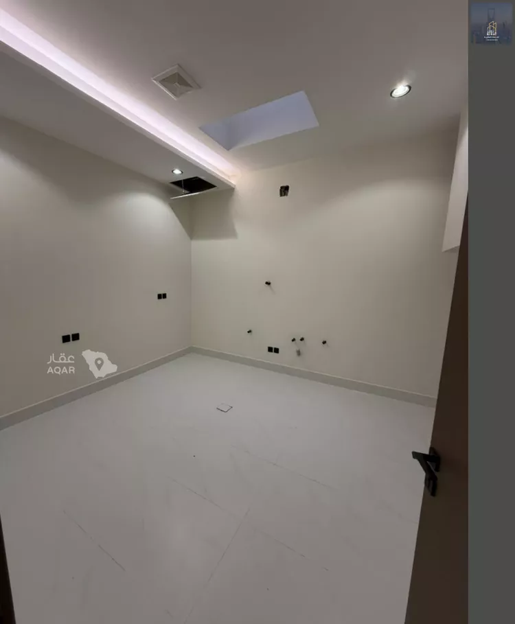دور للبيع في شارع النخبه, حي النظيم, مدينة الرياض, منطقة الرياض 5