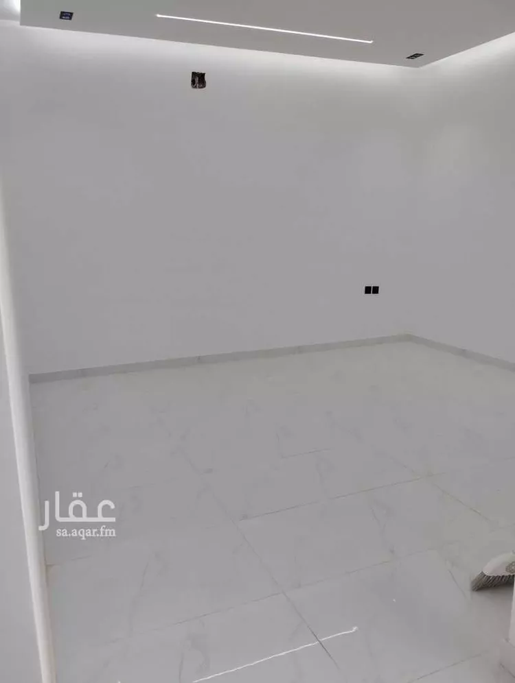 فيلا للبيع في شارع الغصون, حي الجنادرية, مدينة الرياض, منطقة الرياض صورة 2
