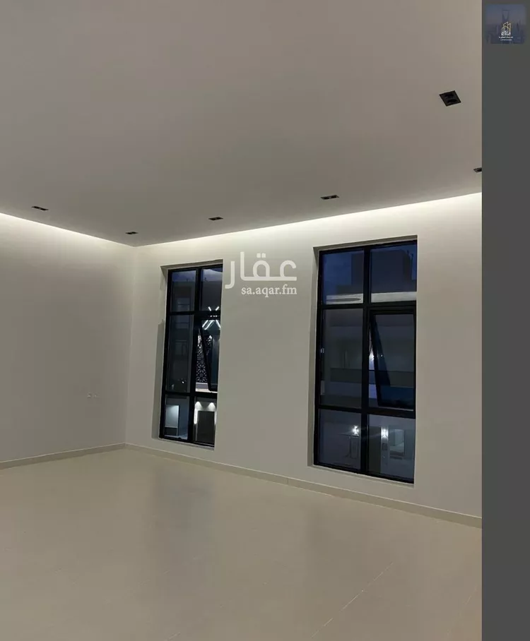 Floor for Sale in Riyadh Al Janadriyah 10