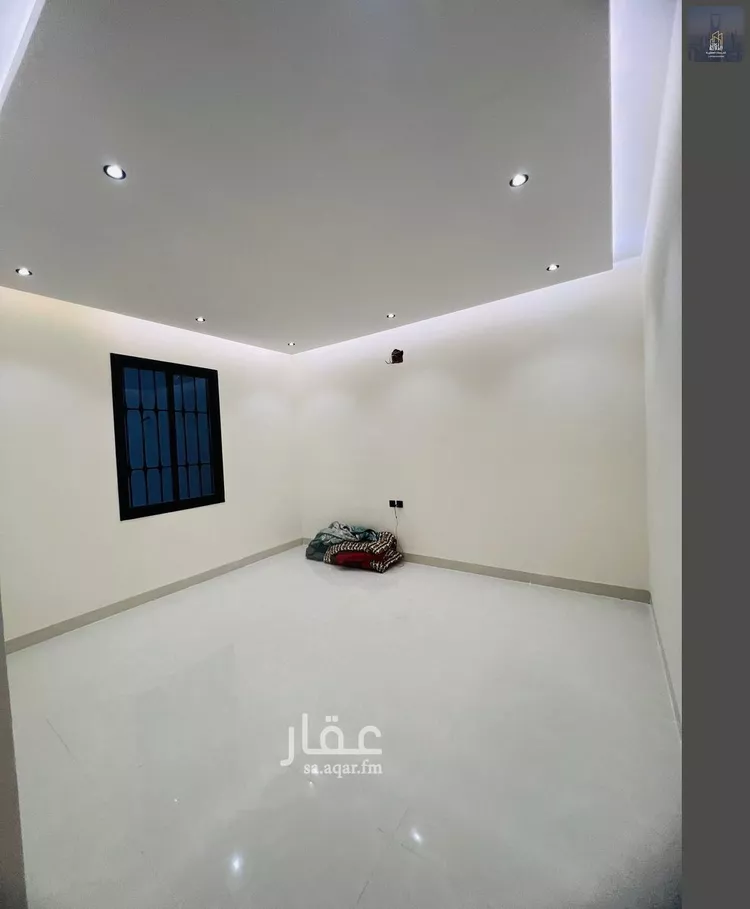 فيلا للبيع في شارع الشيخ خليفة بن حمد آل ثاني, حي الجنادرية, مدينة الرياض, منطقة الرياض صورة 3