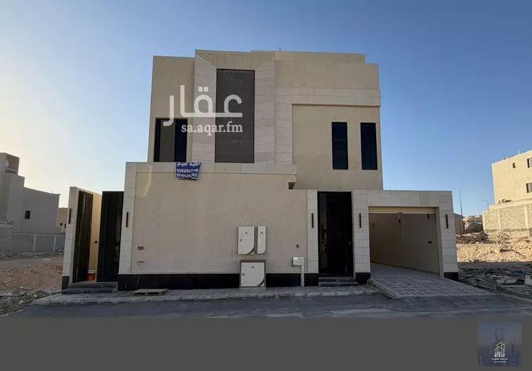 دور للبيع في شارع بوابه الشرق, حي الجنادرية, مدينة الرياض, منطقة الرياض 1 صورة