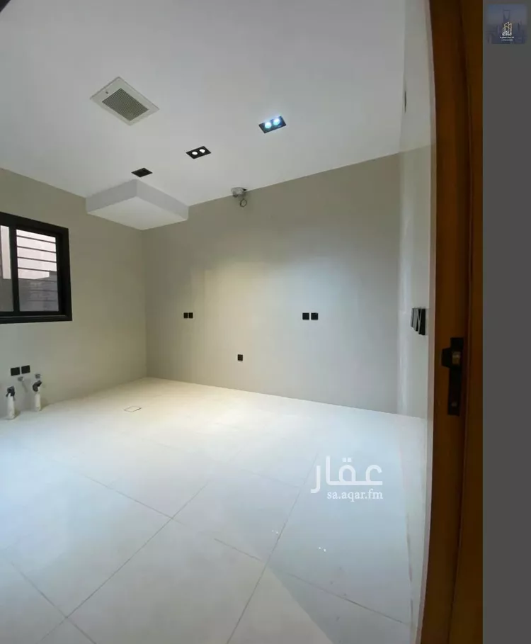 دور للبيع في شارع عمر بن أوس الثقفي, حي البيان, مدينة الرياض, منطقة الرياض 6