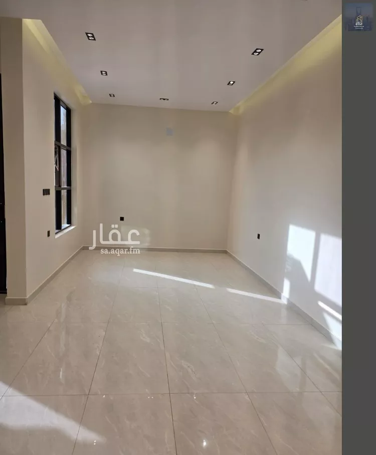 فيلا للبيع في شارع بوابة الشرق, حي الجنادرية, مدينة الرياض, منطقة الرياض 11