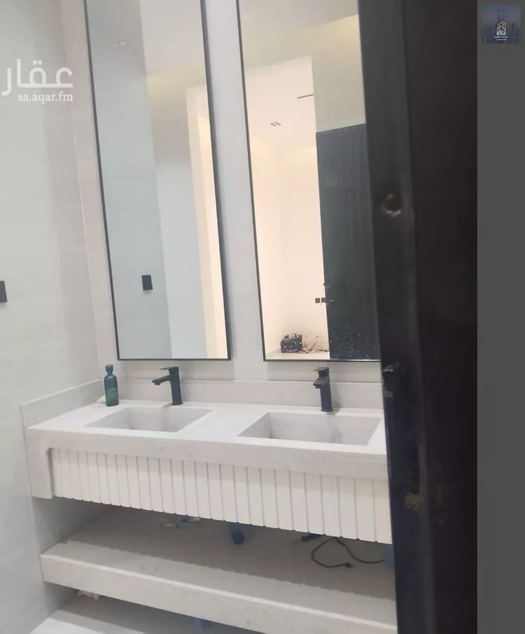 دور للبيع في شارع النخبة, حي النظيم, مدينة الرياض, منطقة الرياض 9