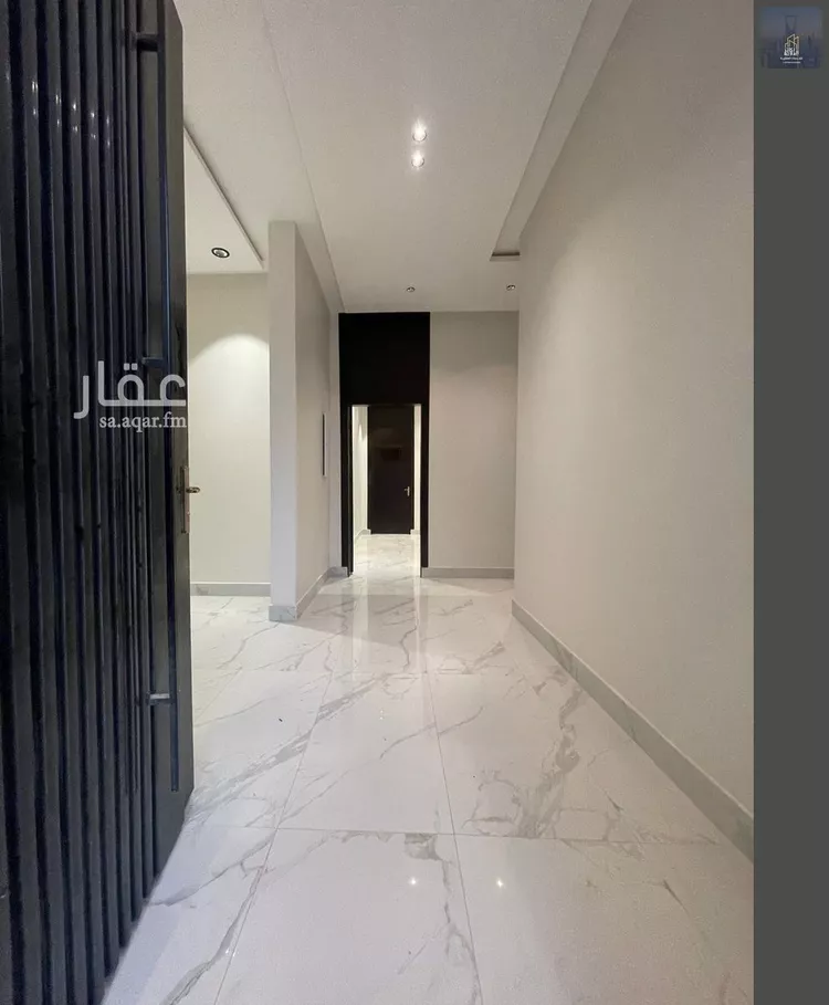 دور للبيع في شارع الغصون, حي الجنادرية, مدينة الرياض, منطقة الرياض صورة 3