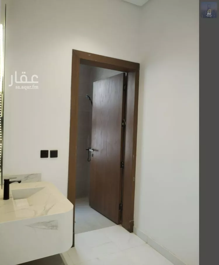 دور للبيع في شارع بوابه الشرق, حي الجنادرية, مدينة الرياض, منطقة الرياض صورة 3