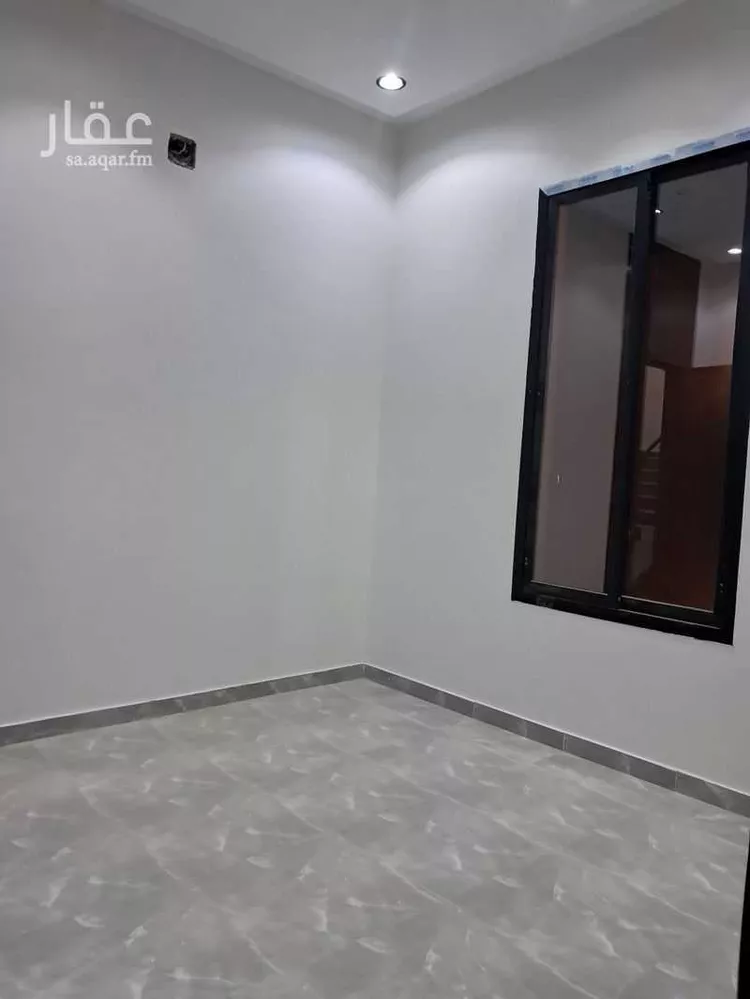 دور للبيع في شارع الندوة, حي الندوة, مدينة الرياض, منطقة الرياض صورة 2