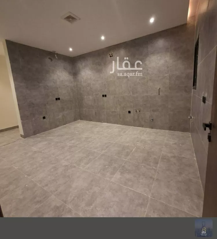 Villa for Sale in Riyadh Al Janadriyah 10
