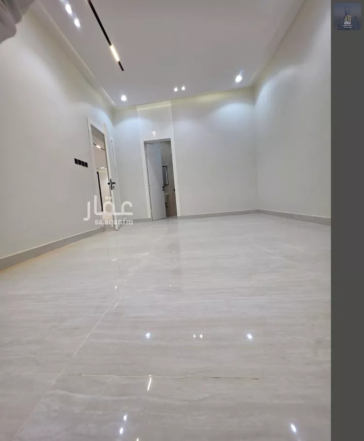 دور للبيع في شارع بوابة الشرق, حي الجنادرية, مدينة الرياض, منطقة الرياض 6