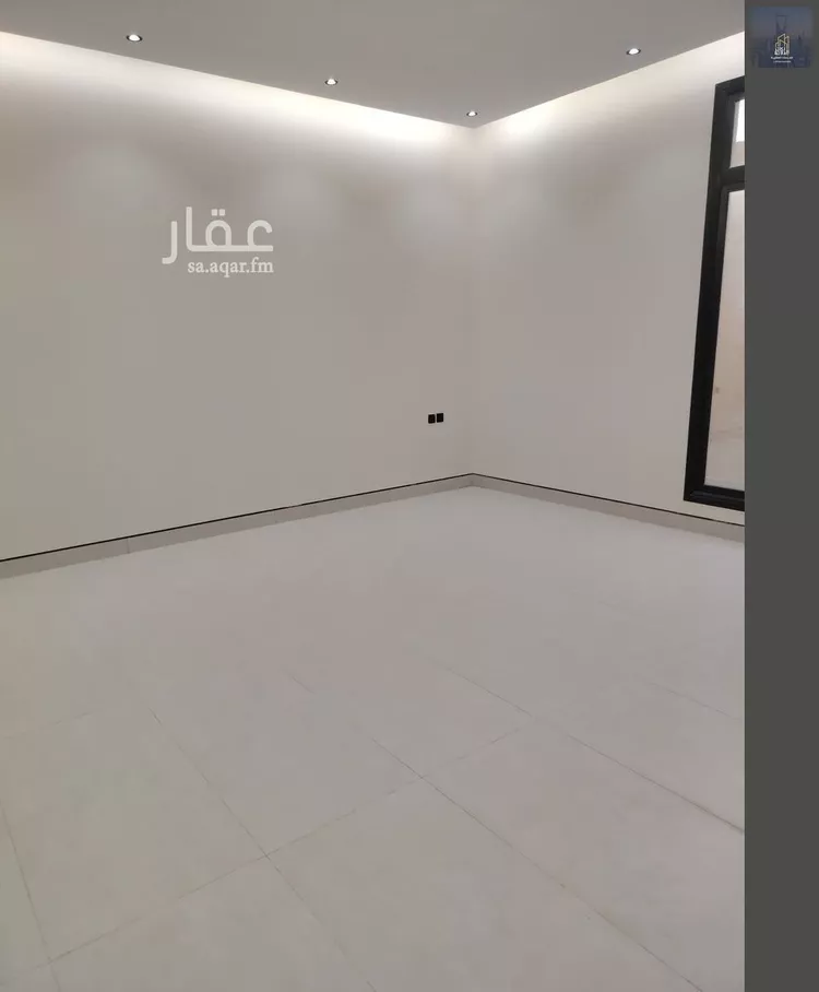 Floor for Sale in Riyadh Al Janadriyah 6